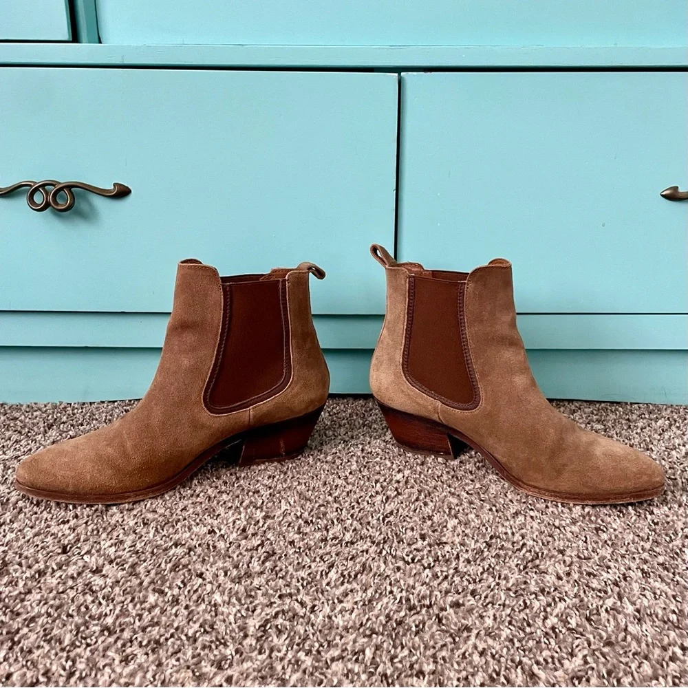 Thursday Boot Company Duchess Caramel Brown Suede Ankle Boots Booties Size 9